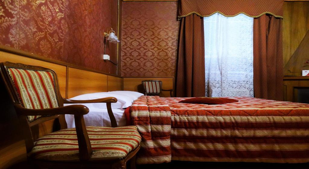 Hotel Cristina Rome Ruang foto