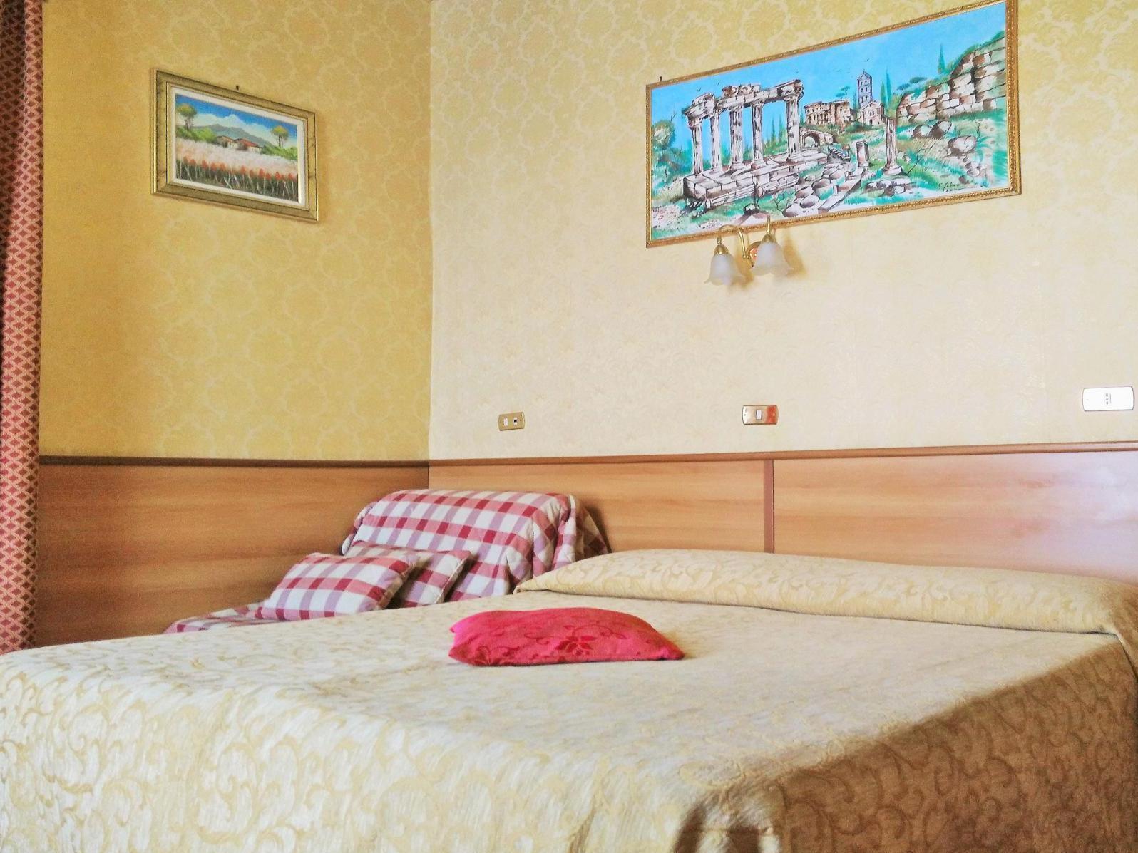 Hotel Cristina Rome Bagian luar foto